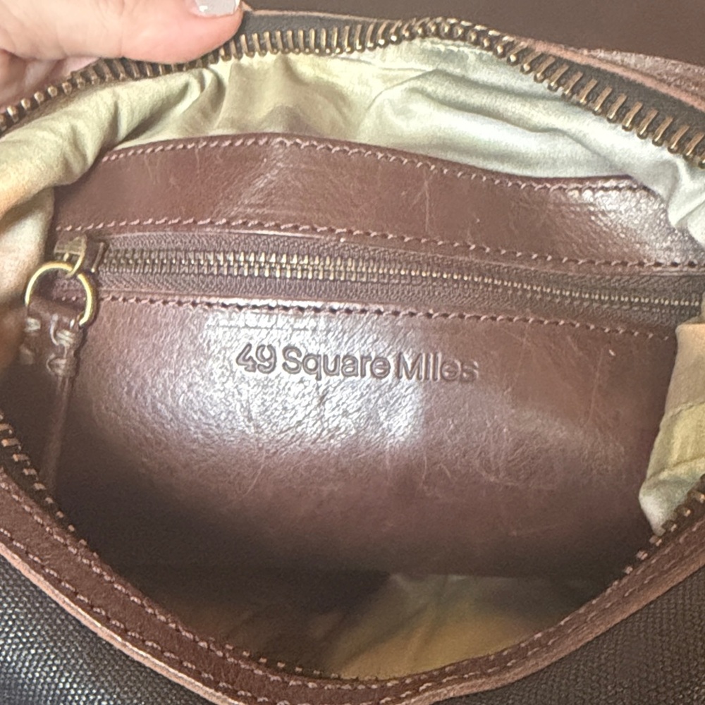 Gorgeous 49 Square Miles Crossbody - Picture 13 of 14
